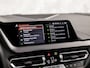 BMW 2-Serie 218 M Sport Automaat (M PAKKET, KUIPSTOELEN, 1e EIGENAAR, APPLE CARPLAY, GROOT NAVI, GETINT GLAS, ALCANTARA, SFEERVERLICHTING, NIEUWSTAAT)