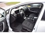 Kia Ceed 1.4-16 V CRUISE/AIRCO/PDC/BLUETOOTH/6 BAK/XENON/5 DRS/LMW 16 INCH/STUUR EN STOEL VERW/USB