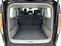 Kia PV5 Passenger Geel kenteken | Elite Executive 71.2 kWh 5 zits | Stoelverwarming en verkoeling | Climate Control | Lederen bekleding | € 51.425 Incl BTW **VOORRAAD**