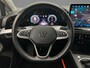 Volkswagen Golf Variant Life Business 1.5 TSI 115pk Adaptive cruise control, Navigatie, Stoelverwarming, LED koplampen, Parkeersensoren, App connect, Airco, DAB, Radio