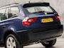 BMW X3 3.0i High Executive 231Pk Automaat (GROOT NAVI, MEMORY SEAT, LEDER, STOELVERWARMING, SPORTSTOELEN, CRUISE, ZWART HEMEL, NIEUWE APK, NIEUWSTAAT)