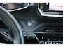 Peugeot 208 1.2 Hybrid 145PK AUTOMAAT GT PACK | ELEKTRISCH BEDIENBARE BESTUURDERSSTOEL MET MASSAGE FUNCTIE | ALCANTARA BEKLEDING | STOEL VERWARMING | CRUISE CONTROL | DAB+ RADIO | APPLE CARPLAY/ANDROID AUTO | FULL LED KOPLAMPEN | KEYLESS ENTRY/START | 17" LICHTMETALEN VELGEN | CLIMATE CONTROL | PARKEERSENSOREN VOOR + ACHTER | ACHTERUITRIJ CAMERA |