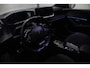 Peugeot 208 1.2 Hybrid 145PK AUTOMAAT GT PACK | ELEKTRISCH BEDIENBARE BESTUURDERSSTOEL MET MASSAGE FUNCTIE | ALCANTARA BEKLEDING | STOEL VERWARMING | CRUISE CONTROL | DAB+ RADIO | APPLE CARPLAY/ANDROID AUTO | FULL LED KOPLAMPEN | KEYLESS ENTRY/START | 17" LICHTMETALEN VELGEN | CLIMATE CONTROL | PARKEERSENSOREN VOOR + ACHTER | ACHTERUITRIJ CAMERA |