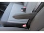 Peugeot Expert Standaard - Elektrisch | 16" stalen velgen | 3 regeneratieve rem modi via paddles achter stuurwiel | 5" zwart/wit Touchscreen FM/DAB+-Radio met Bluetooth, USB-A aansluiting