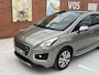 Peugeot 3008 120 VTi Style | Panoramadak | Trekhaak | Achteruitrijcamera | Climate Control | Cruise Control | Navigatie | Bluetooth |