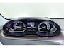 Peugeot 2008 1.2 PureTech Style | Cruise control | Climate control | Panoramadak | Navigatie | Lichtmetalen velgen 16'' | Multifunctioneel stuurwiel |