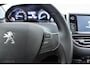 Peugeot 2008 1.2 PureTech Style | Cruise control | Climate control | Panoramadak | Navigatie | Lichtmetalen velgen 16'' | Multifunctioneel stuurwiel |