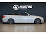 BMW 3-Serie Cabrio 320i Exclusive M Sport * Dealer onderhouden * + SPORTSTOELEN / BI-XENON / BBS / STANDKACHEL
