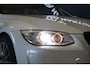 BMW 3-Serie Cabrio 320i Exclusive M Sport * Dealer onderhouden * + SPORTSTOELEN / BI-XENON / BBS / STANDKACHEL
