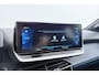 Peugeot e-208 EV GT 350 50 kWh | CarPlay | 94% SoH | Navigatie | Digital Cockpit | Camera | Stoelverwarming |