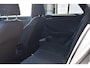 Volkswagen T-Roc 1.0 TSI R-Line 12-2022 | Navigatie | Camera | Massagestoel | 12 mnd BOVAG garantie | Whatsapp 06-53188999