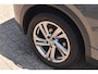 Volkswagen T-Roc 1.0 TSI R-Line 12-2022 | Navigatie | Camera | Massagestoel | 12 mnd BOVAG garantie | Whatsapp 06-53188999