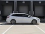 Toyota Corolla Touring Sports Premium 2.0 Hybrid 184pk Automaat PANO | 18''LM | SPORTSTOELEN LEDER | DODE HOEK | JBL SOUND | CRUISE.C