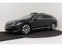 Volkswagen Arteon Shooting Brake 1.4 TSI eHybrid R-Line Business+ | Uitklap Trekhaak | Panoramadak | CarPlay | Digital Cockpit |