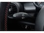 MINI Cooper 3-Deurs 1.5 Chili | JCW Pakket | Panoramadak | CarPlay | Union Jack Lampen | Climate Control | Sportstoelen | Navi |