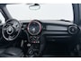 MINI Cooper 3-Deurs 1.5 Chili | JCW Pakket | Panoramadak | CarPlay | Union Jack Lampen | Climate Control | Sportstoelen | Navi |