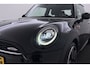 MINI Cooper 3-Deurs 1.5 Chili | JCW Pakket | Panoramadak | CarPlay | Union Jack Lampen | Climate Control | Sportstoelen | Navi |