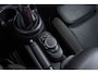MINI Cooper 3-Deurs 1.5 Chili | JCW Pakket | Panoramadak | CarPlay | Union Jack Lampen | Climate Control | Sportstoelen | Navi |