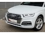 Audi Q5 45 TFSI 245PK quattro S edition | Achteruitrijcamera | demperregeling | Trekhaak | Led | 19 Inch |