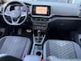 Volkswagen T-Cross 1.5 TSI 150pk DSG R-Line | Camera | Trekhaak | Navi | IQ light | Rijklaar incl. garantie