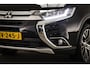 Mitsubishi Outlander 2.0 Instyle | 7 Persoons | SCHUIFDAK | STUURVERWARMING | DAB | CAMERA | TREKHAAK | 18"