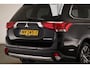 Mitsubishi Outlander 2.0 Instyle | 7 Persoons | SCHUIFDAK | STUURVERWARMING | DAB | CAMERA | TREKHAAK | 18"