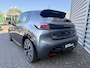 Peugeot 208 1.2 GT Automaat | Panoramadak | Parkeersensoren | Achteruitrijcamera | Navigatiesysteem | Sportstoelen | Apple carplay | Metallic lak | 17" velgen |