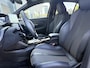 Peugeot 208 1.2 GT Automaat | Panoramadak | Parkeersensoren | Achteruitrijcamera | Navigatiesysteem | Sportstoelen | Apple carplay | Metallic lak | 17" velgen |