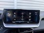 Peugeot 208 1.2 GT Automaat | Panoramadak | Parkeersensoren | Achteruitrijcamera | Navigatiesysteem | Sportstoelen | Apple carplay | Metallic lak | 17" velgen |