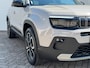 Jeep Avenger Summit 54 kWh SOH 96% Clima Camera Carplay PDC voor en achter Half Leder