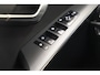 Kia Niro EV e-Niro DynamicLine 64.8 kWh 3-fase [ Navi Adapt.cruise Apple / Android Camera Stoel-en stuurverwarming ]