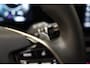 Kia Niro EV e-Niro DynamicLine 64.8 kWh 3-fase [ Navi Adapt.cruise Apple / Android Camera Stoel-en stuurverwarming ]