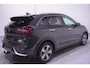 Kia Niro Hybrid 1.6 GDi BusinessLine navigatie trekhaak climate-controle stoel/stuur verwarming lederen bekleding apple-carplay PDC-achter camera cruise-controle private-glas 16"-lmv