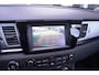 Kia Niro Hybrid 1.6 GDi BusinessLine navigatie trekhaak climate-controle stoel/stuur verwarming lederen bekleding apple-carplay PDC-achter camera cruise-controle private-glas 16"-lmv
