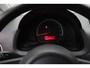 Volkswagen Up! 1.0 take up! 2012 | Airco | Navigatie | Elektrische Ramen | Radio CD | Centrale Vergrendeling | Boekjes | 2 Sleutels | Nationale Autopas
