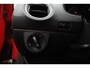 Volkswagen Up! 1.0 take up! 2012 | Airco | Navigatie | Elektrische Ramen | Radio CD | Centrale Vergrendeling | Boekjes | 2 Sleutels | Nationale Autopas