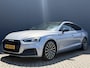 Audi A5 Sportback 35 TFSI Sport S-line black edition | Schuif-Kanteldak | Navigatie | Parkeersensoren | 19 Inch Lichtmetalen Velgen | Half Leder | Elektrische Achterklep