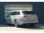 Volkswagen Golf Variant 1.0 eTSI 110pk Life | Panoramadak | Apple CarPlay/Android Auto | Elek. Bestuurdersstoel