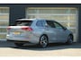 Volkswagen Golf Variant 1.0 eTSI 110pk Life | Panoramadak | Apple CarPlay/Android Auto | Elek. Bestuurdersstoel