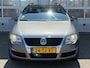 Volkswagen Passat 1.6 FSI Comfortline 6-Bak Clima Cruise Pdc Trekhaak NL-auto!