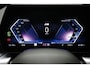 BMW iX1 eDrive20 67 kWh | INNOVATION PACK | PANORAMADAK | HEAD UP | MASSAGE | STUURVERWARMING | 360 CAMERA | 19"