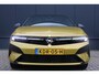 Opel Astra Electric 58 kWh Ultimate | Camera | Cruise control adaptief | Navi | Voorstoelen verwarmd | Stuurwiel verwarmd |