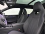 Volkswagen Passat R-Line Edition Plug in Hybride 204 pk Black Style Plus Pakket
