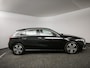 Mercedes-Benz A-klasse 180 Luxury Line | Trekhaak | Stoelverwarming | Navigatie | Climate Control |