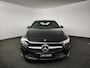 Mercedes-Benz A-klasse 180 Luxury Line | Trekhaak | Stoelverwarming | Navigatie | Climate Control |