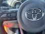 Toyota Yaris 1.5 Hybrid Executive | Stoel- + stuurverwarming | Dode hoek waarschuwing | Carplay | JBL audio |
