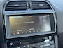 Jaguar F-Pace 2.0 Portfolio AWD 25t | Pano, Leder, Navi, Stoel+Stuurverw., Trekh., Carplay/Android | NAP | Dealeronderhouden |