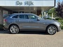 Jaguar F-Pace 2.0 Portfolio AWD 25t | Pano, Leder, Navi, Stoel+Stuurverw., Trekh., Carplay/Android | NAP | Dealeronderhouden |