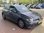 Volkswagen Polo 1.0 TSI 95pk Life / Navigatie / Airco / Parkeersensoren V+A / Getint Glas / 15'' LMV
