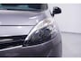 Renault Grand Scenic 1.2 TCe Bose 2e eigen. Navigatie pano-dak 17"-lmv PDC v+a 4-seizoenen banden half-lederen bekleding trekhaak keyles entry/go camera